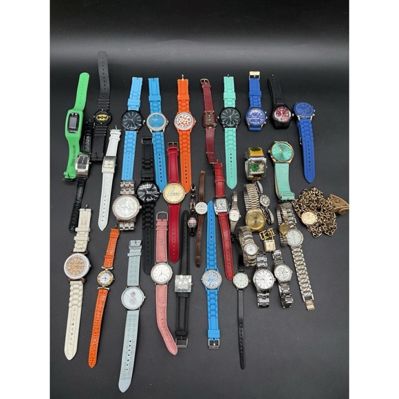 37 Vintage Watch Lot - Kate Spade, Geneva, Nelsonic - 3lb 8oz‎ Parts/Repair main image 11